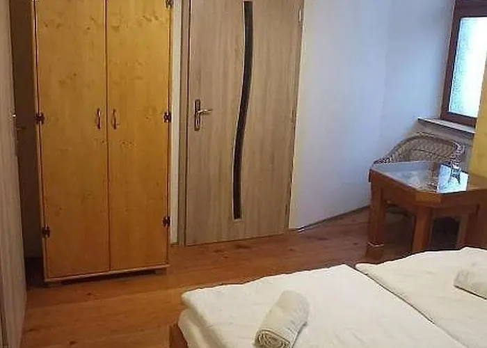 Avalon 3*